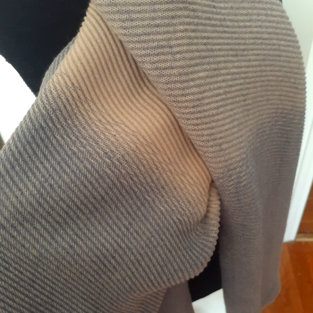 Infinity Scarf - Picture 3 of 4